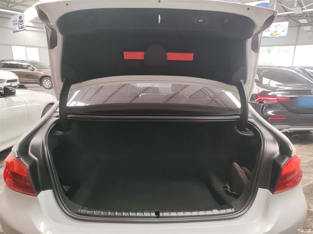 BMW 5 Series, 2019 19
