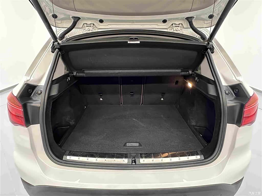 BMW X1, 2019 27