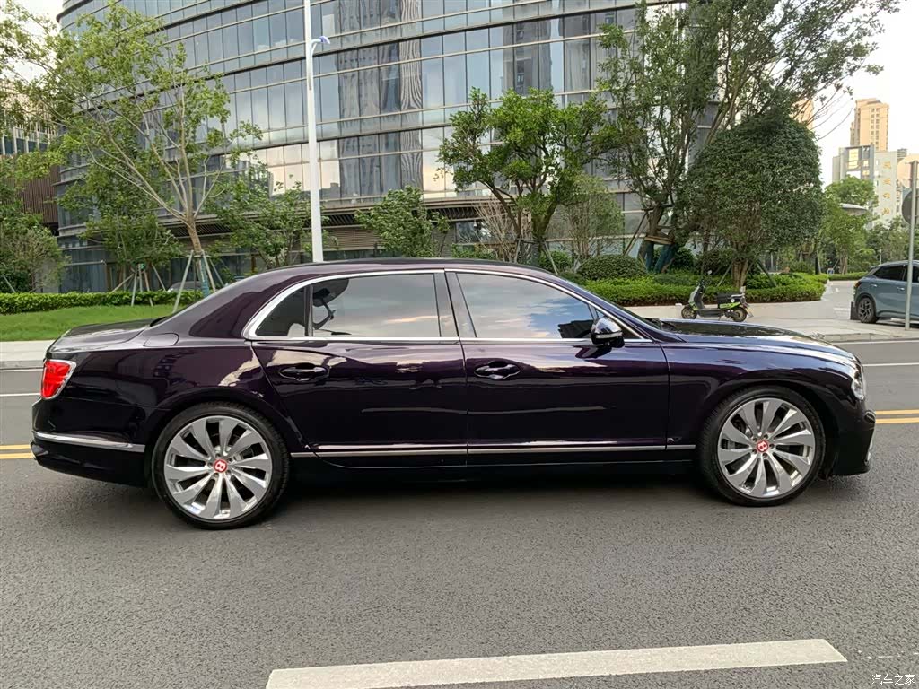 Bentley Flying Spur, 2012 8