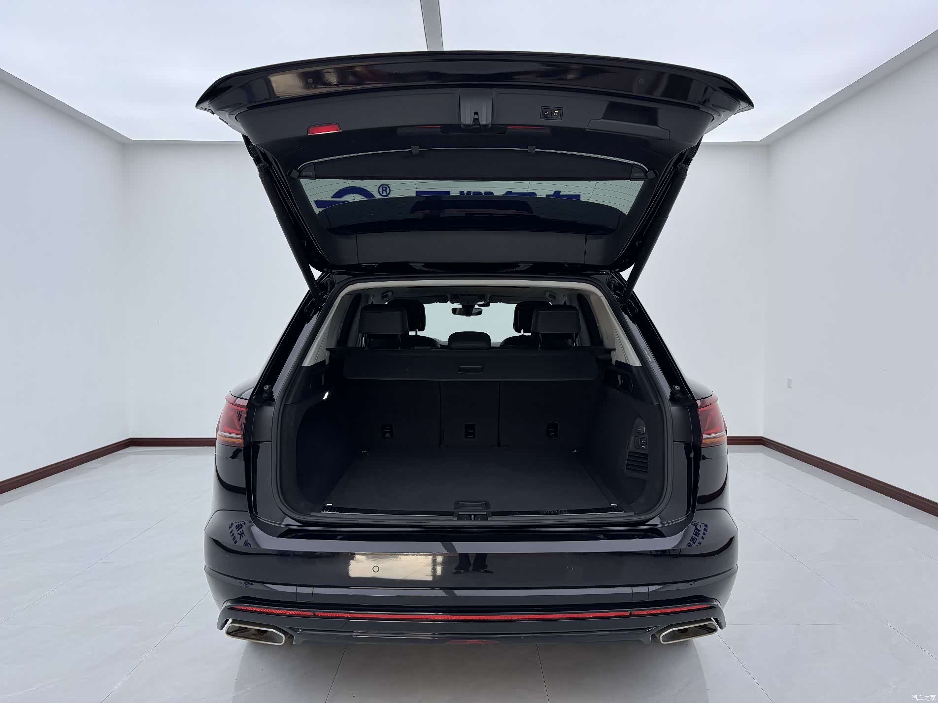 Volkswagen Touareg, 2022 19