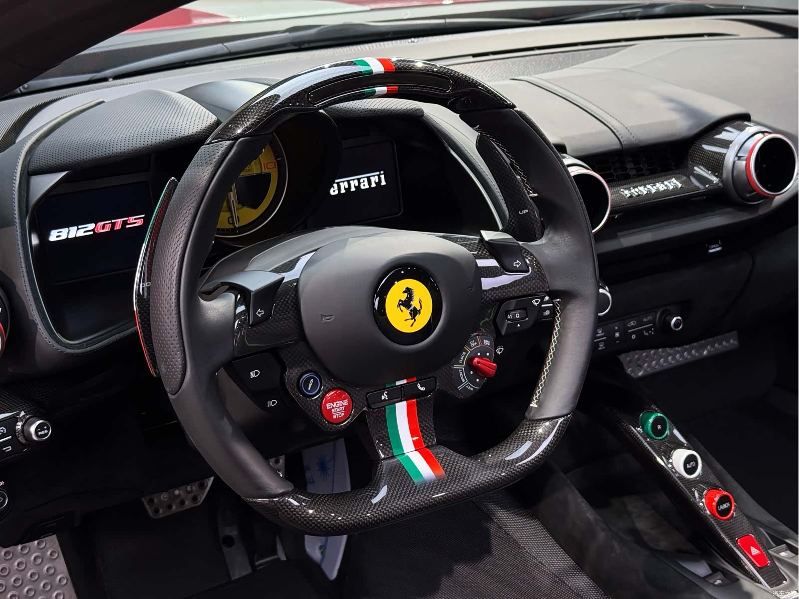 Ferrari 812, 2024 16