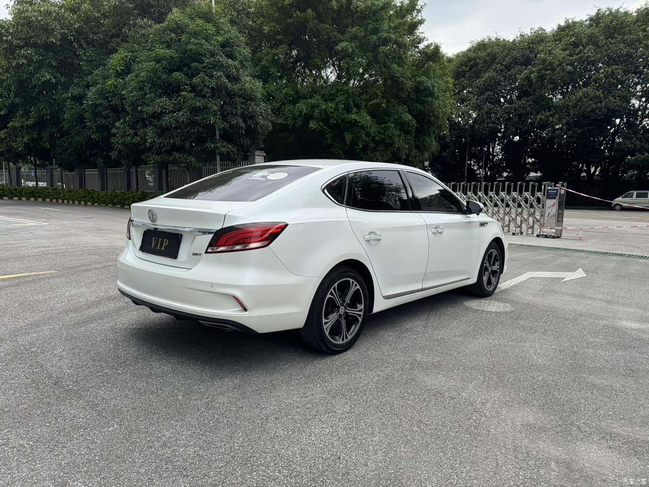MG MG6, 2018 32
