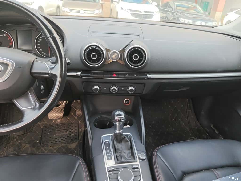 Audi A3, 2015 все фото
