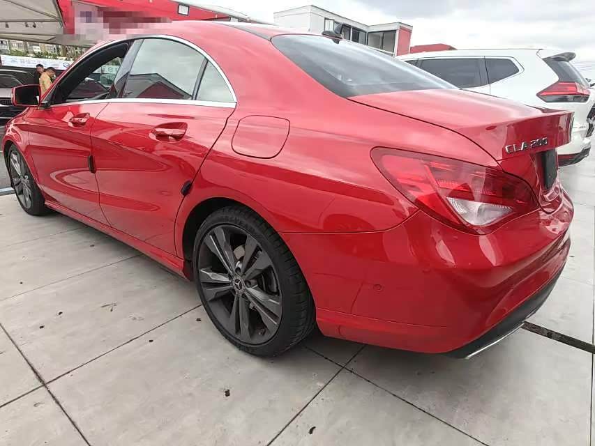 Mercedes-Benz CLA