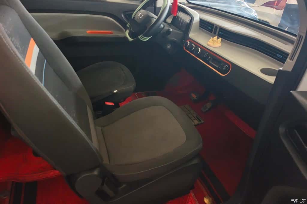 Wuling MINIEV, 2022 8