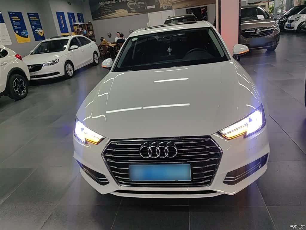 Audi A4L, 2018 3