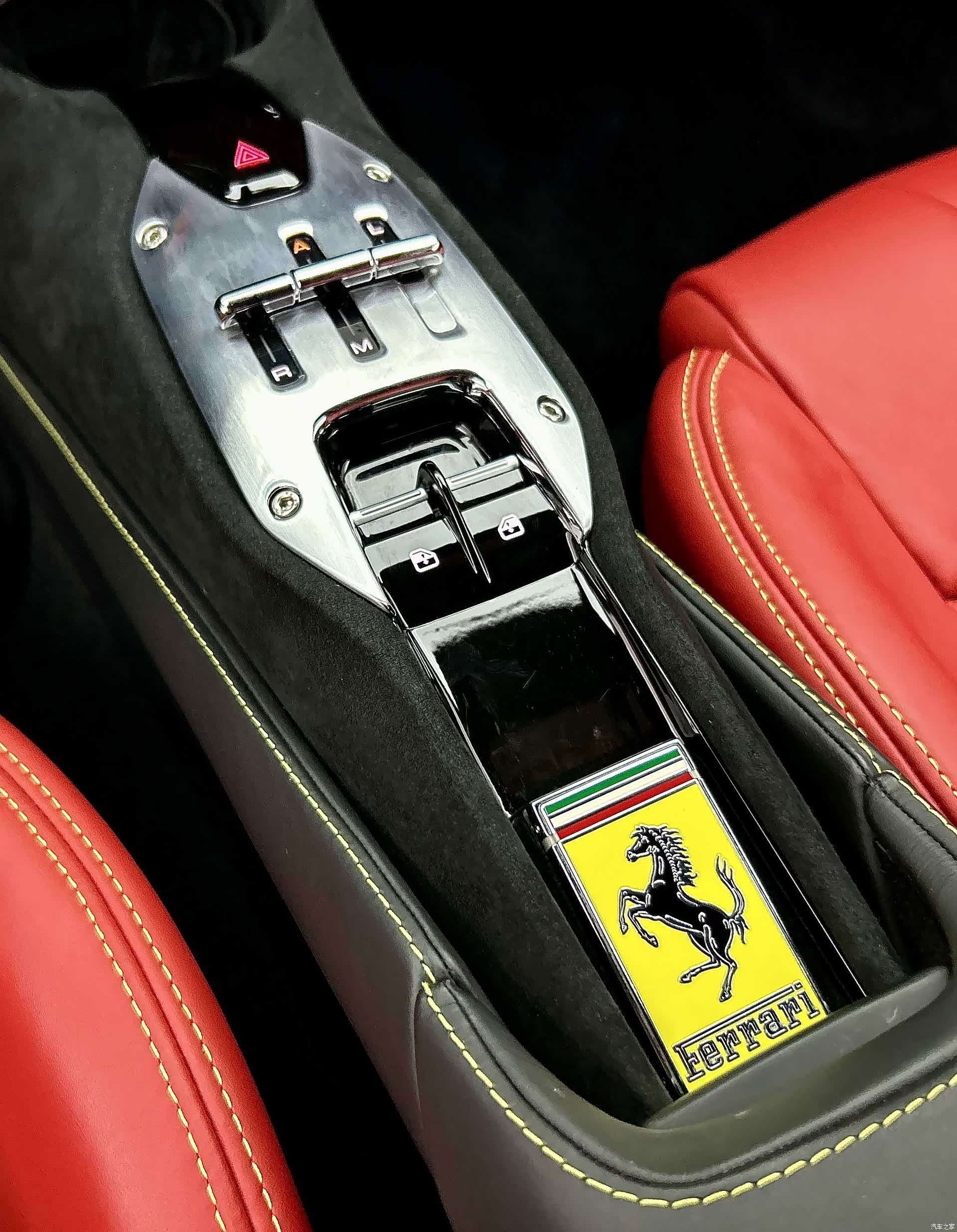 Ferrari SF90, 2021 9
