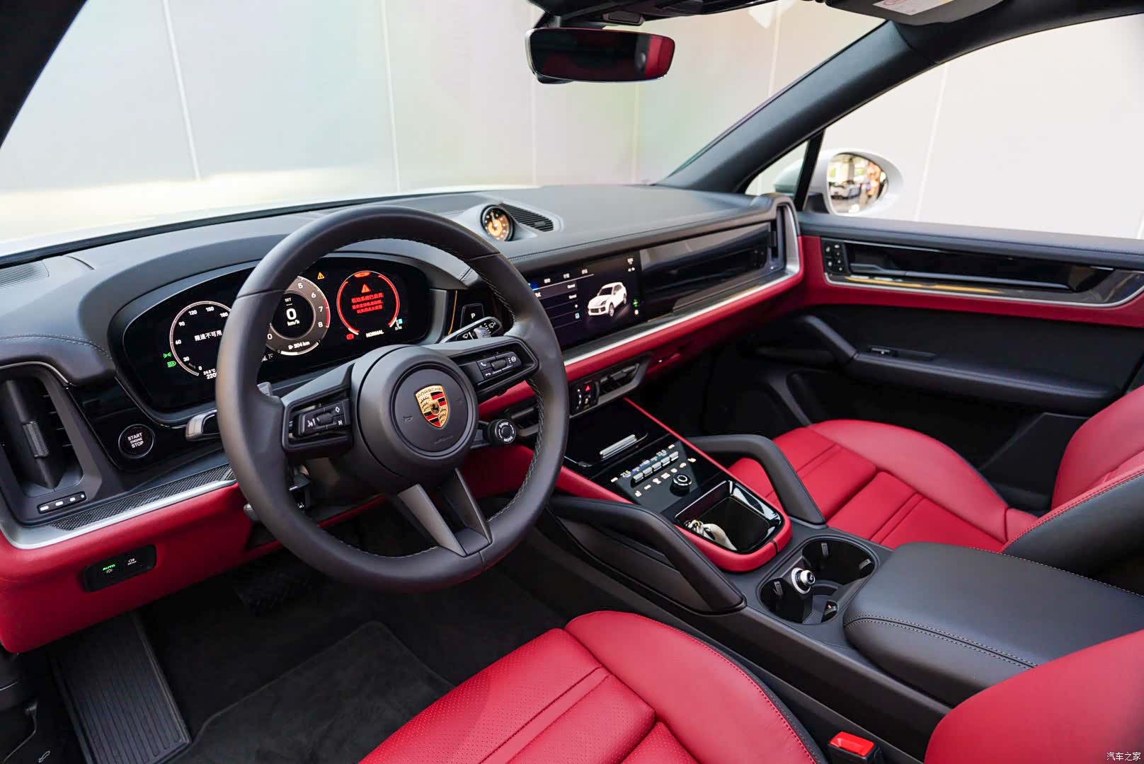 Porsche Cayenne, 2024 8