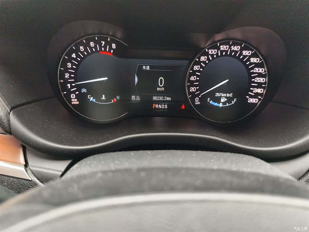 Lincoln MKC, 2018 все фото
