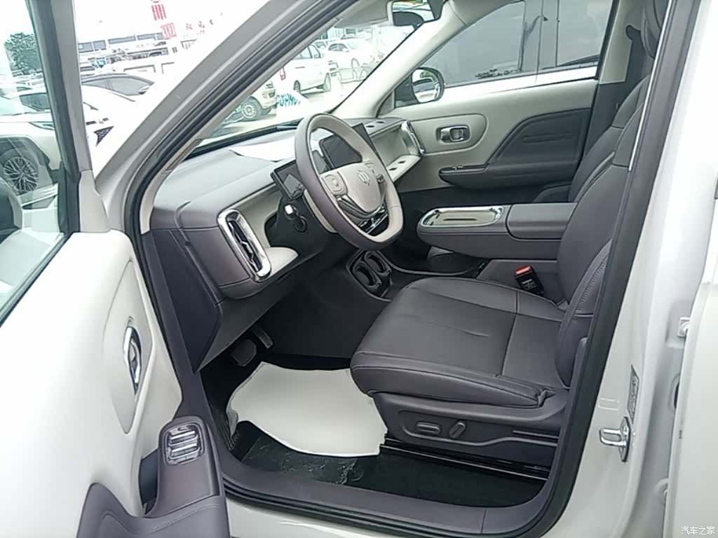 Leapmotor B10, 2025 16