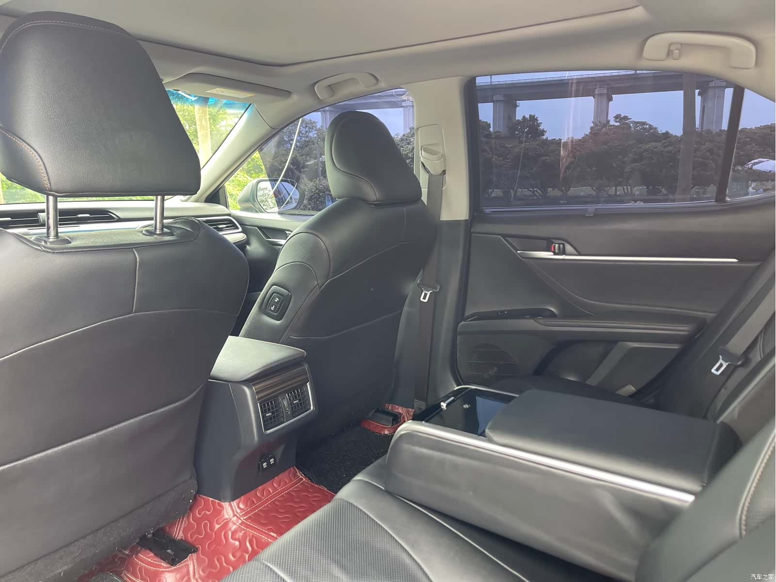 Toyota Camry, 2018 26