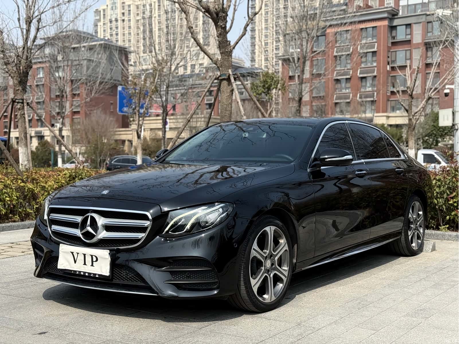 Mercedes-Benz E-Class, 2017 1