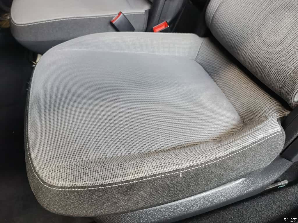Wuling E300, 2020 20