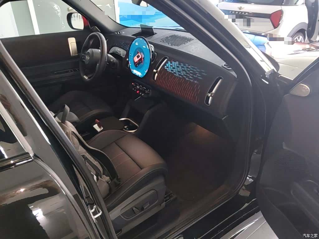 Mini Countryman, 2025 11