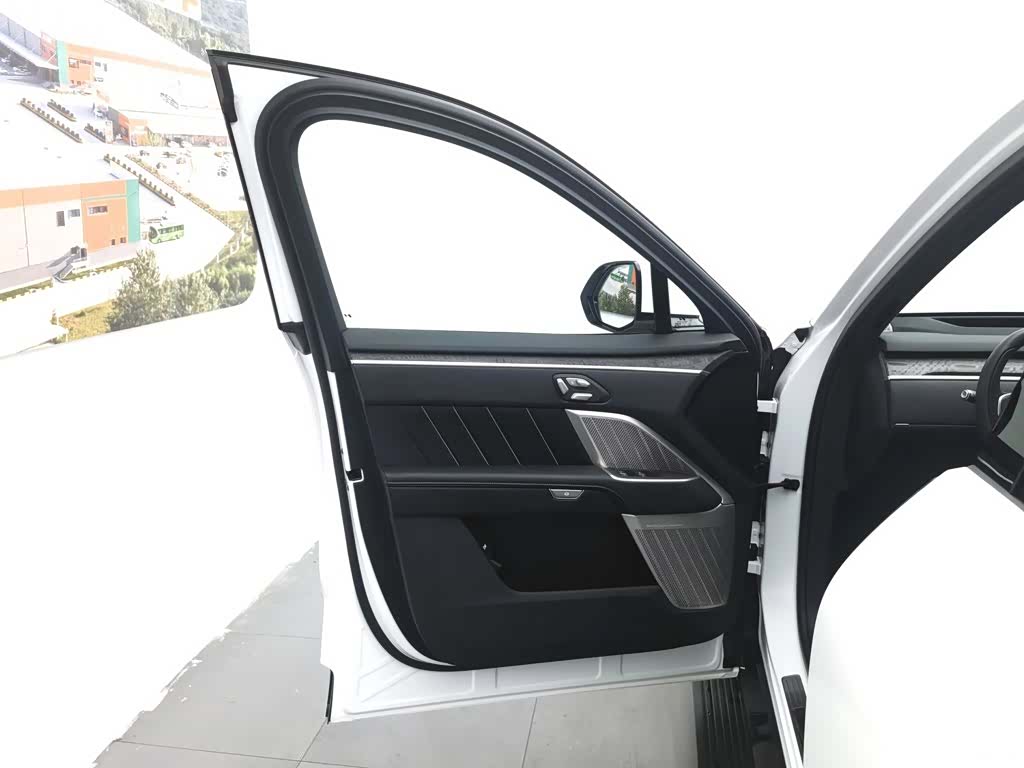 NIO L90, 2025 8