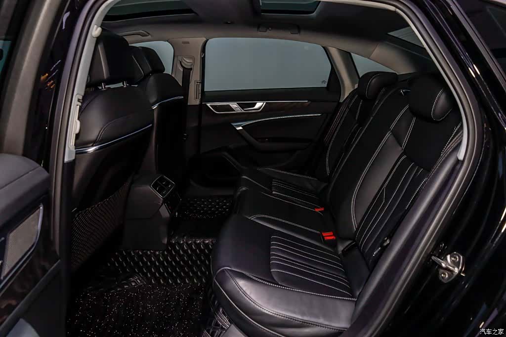 Audi A6L, 2022 10