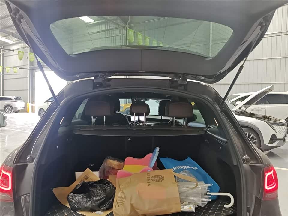 Mercedes-Benz GLC Mercedes-Benz GLC