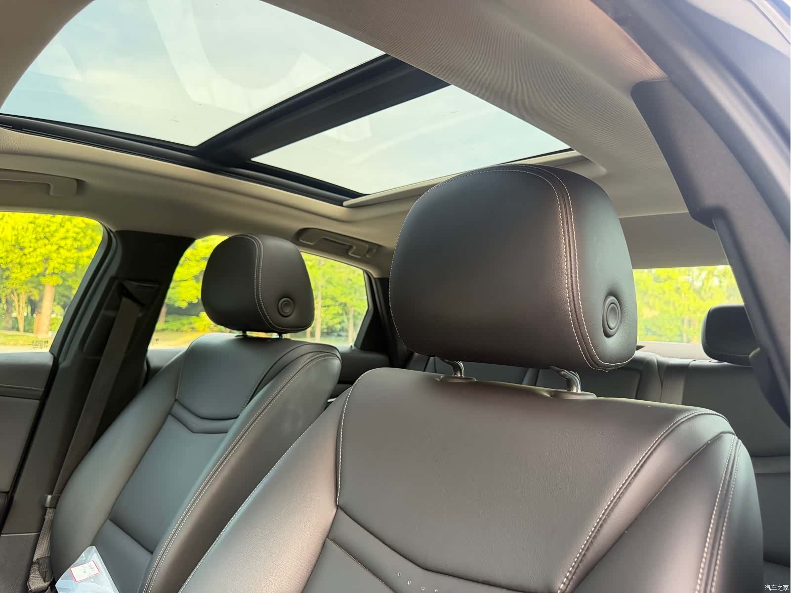 Cadillac XTS, 2019 8