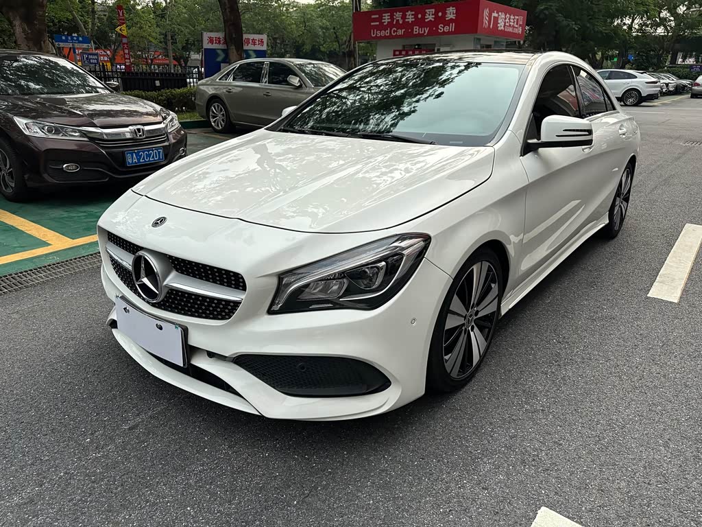 Mercedes-Benz CLA