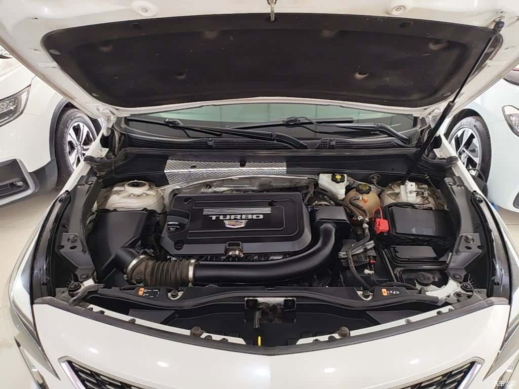 Cadillac XT4, 2020 20