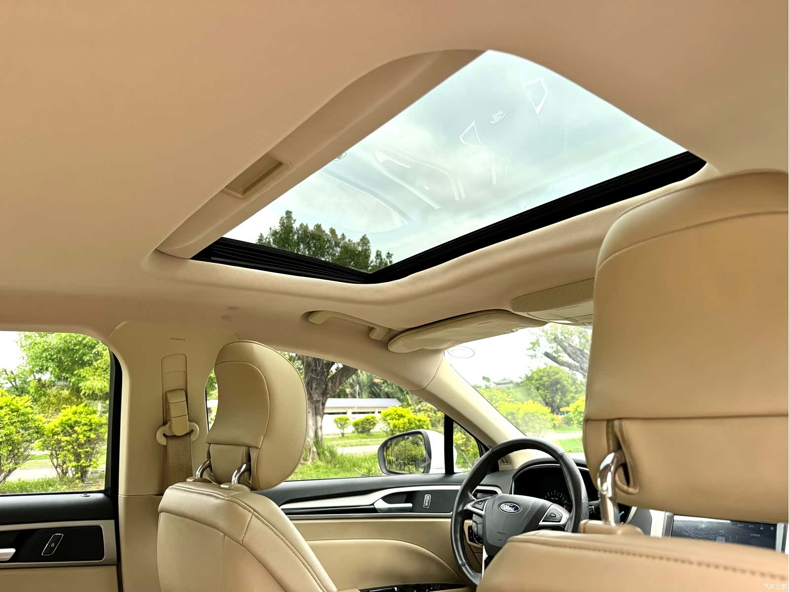 Ford Mondeo, 2016 12