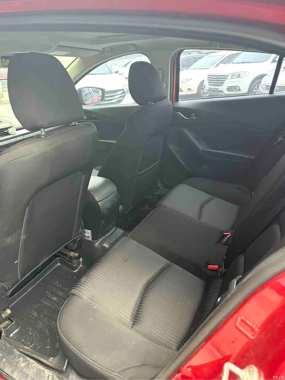 Mazda Mazda3, 2016 6