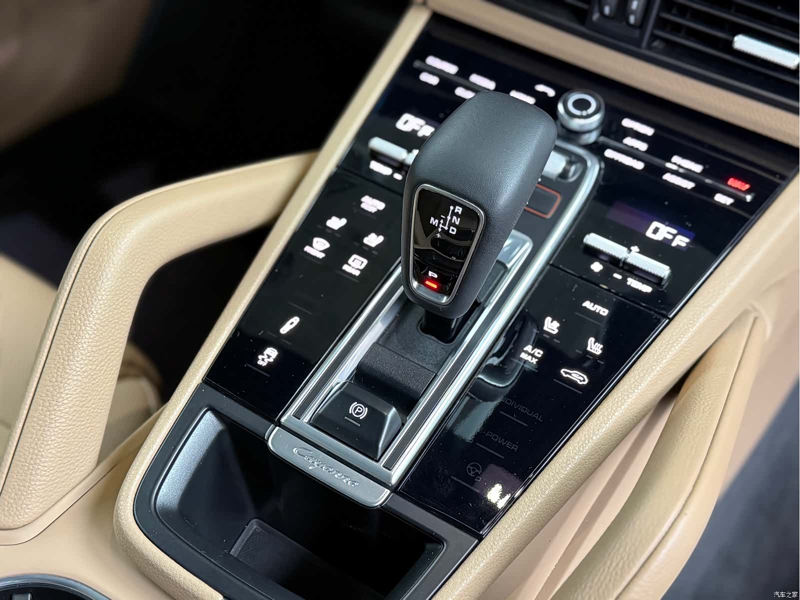 Porsche Cayenne, 2018 10