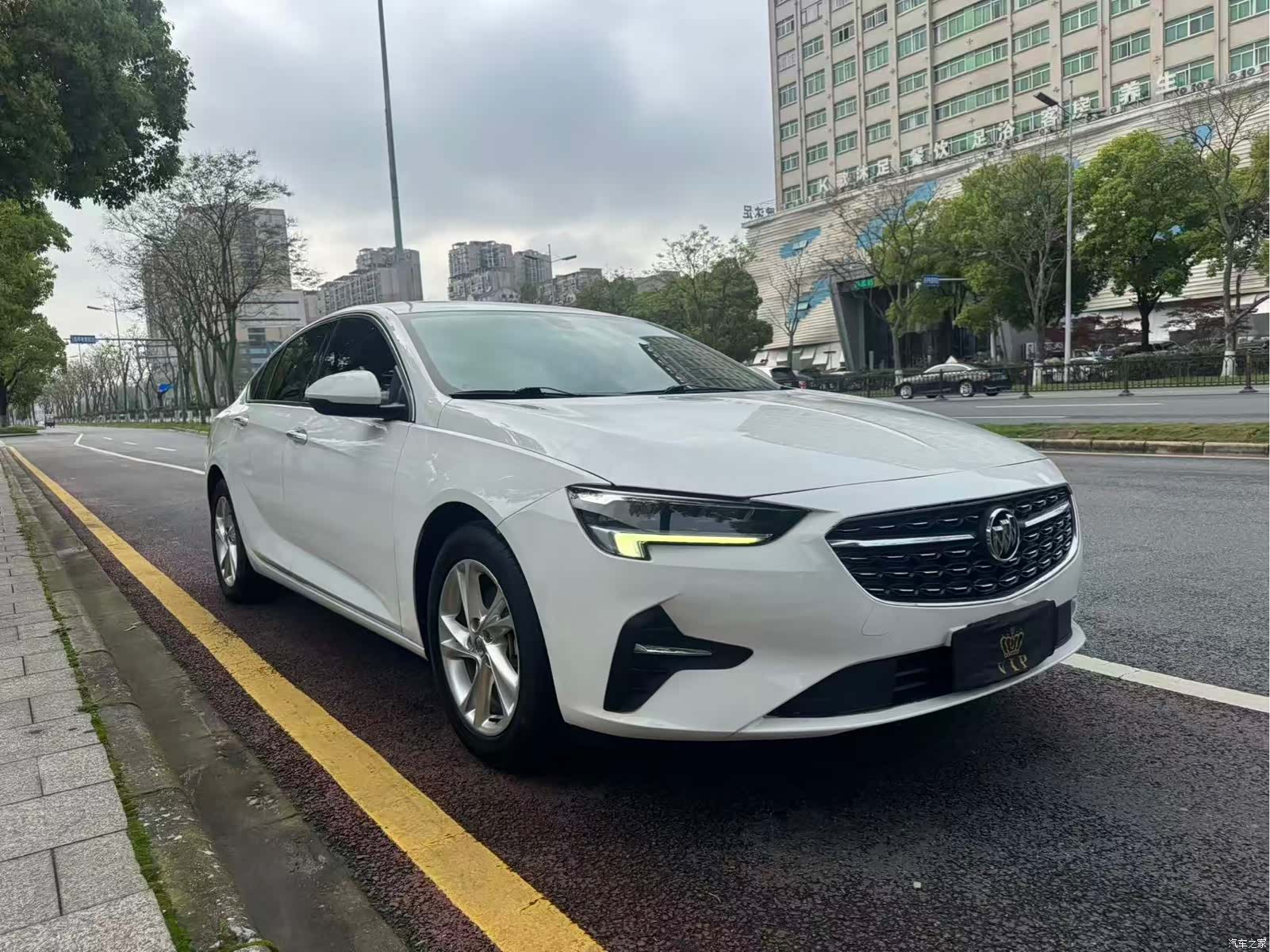 Buick Regal, 2021 3
