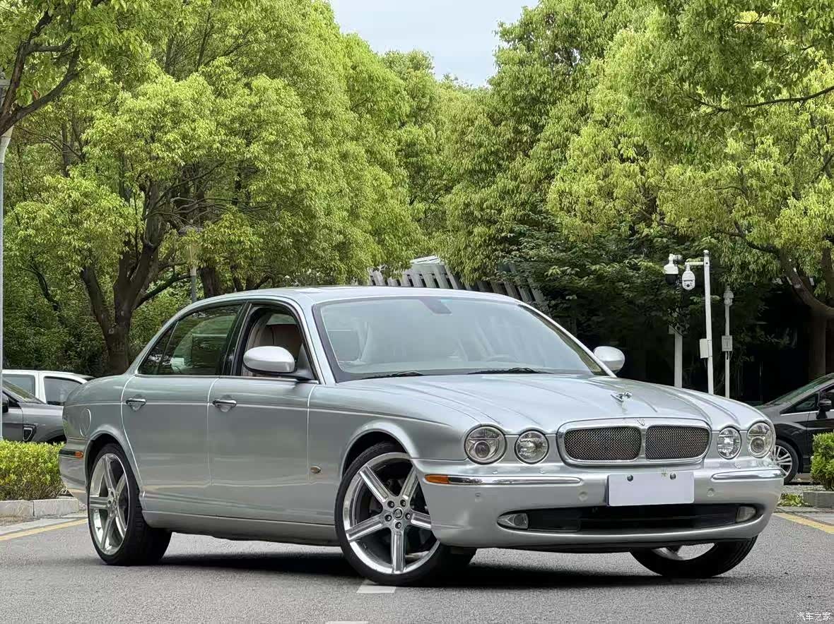 Jaguar XJ, 2007 13