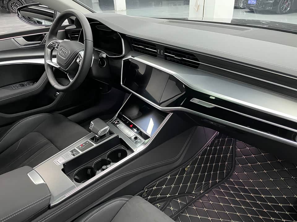 Audi A7L Audi A7L