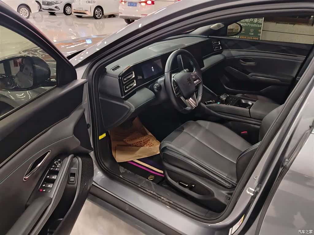 BYD Qin, 2024 10