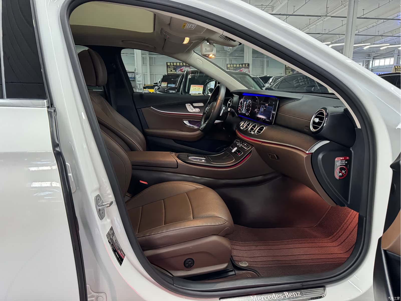 Mercedes-Benz E-Class, 2019 17