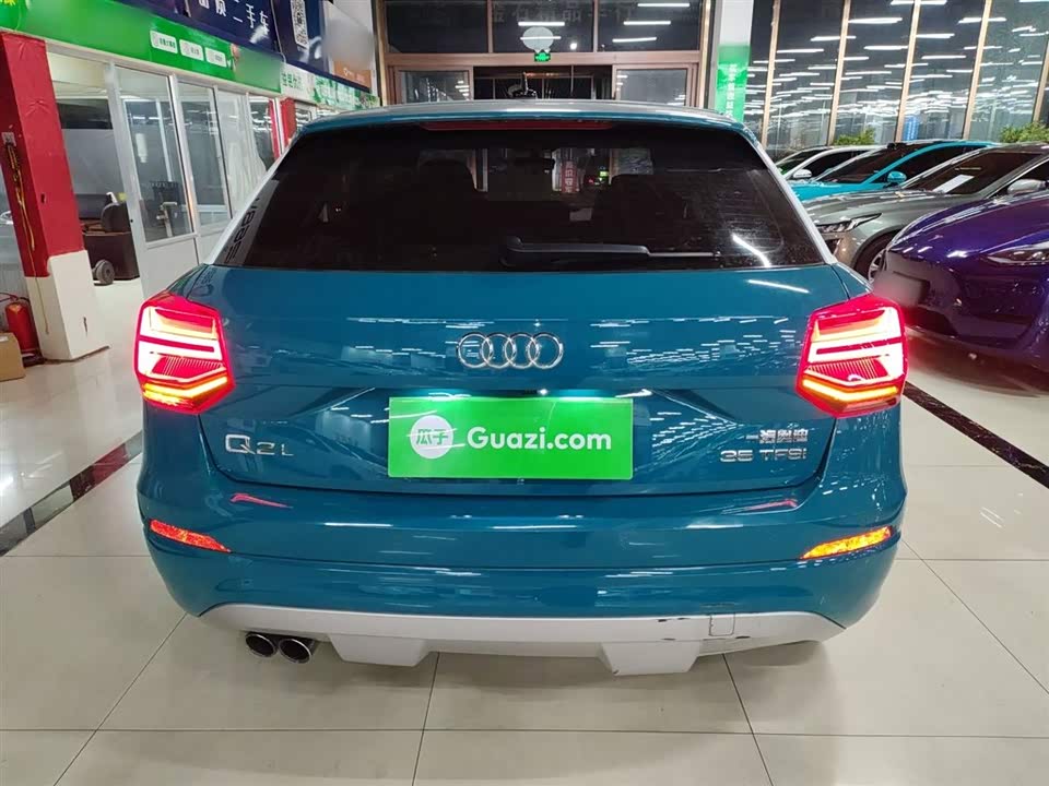 Audi Q2L