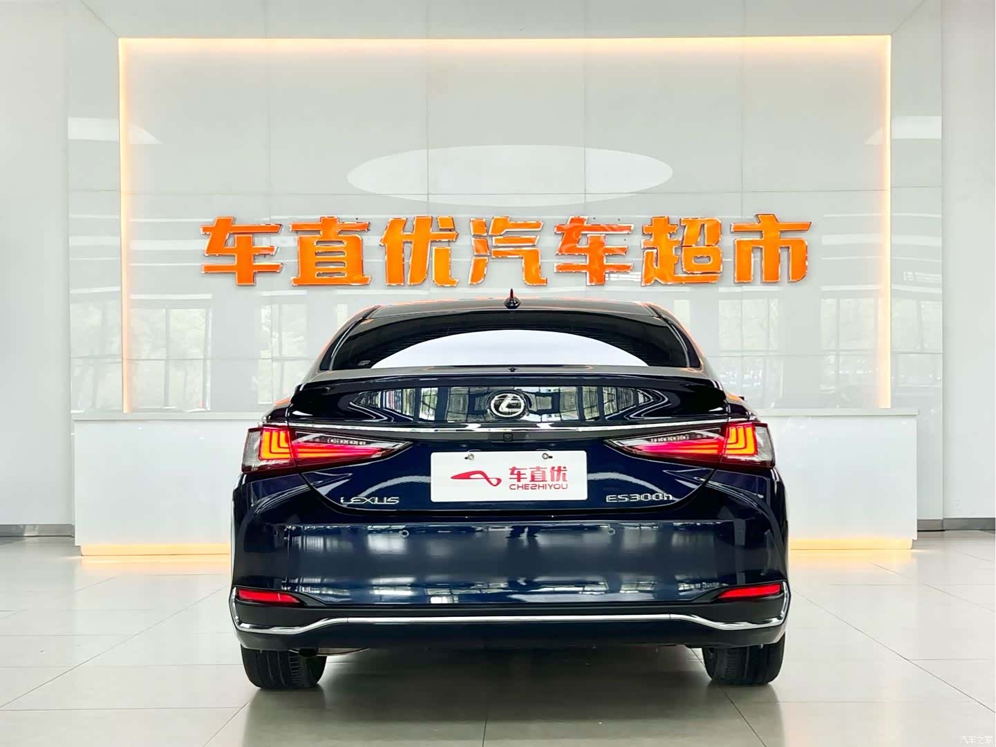 Lexus ES, 2023 6