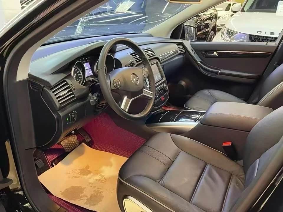 Mercedes-Benz R-class