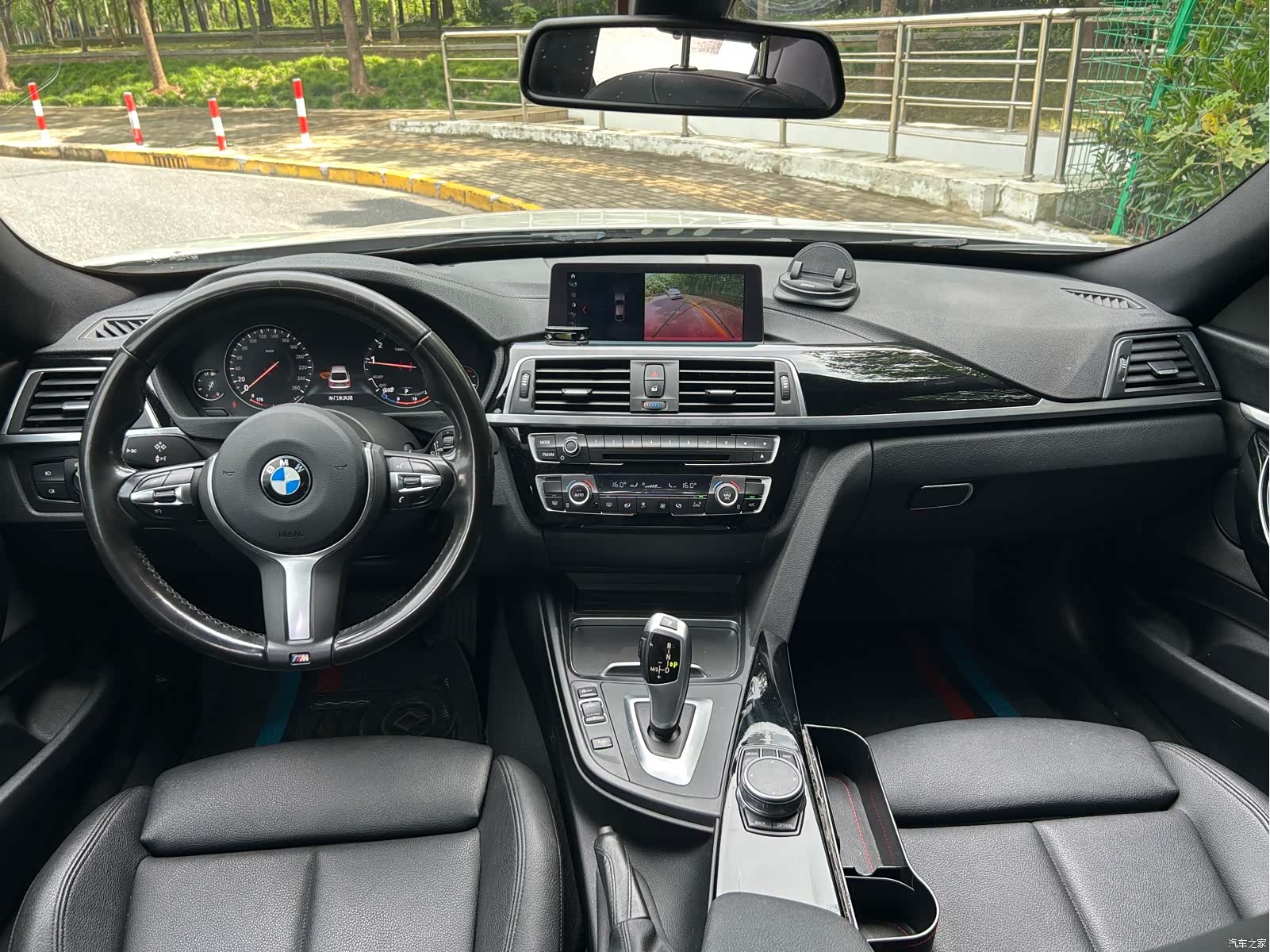 BMW 3 Series, 2021 11