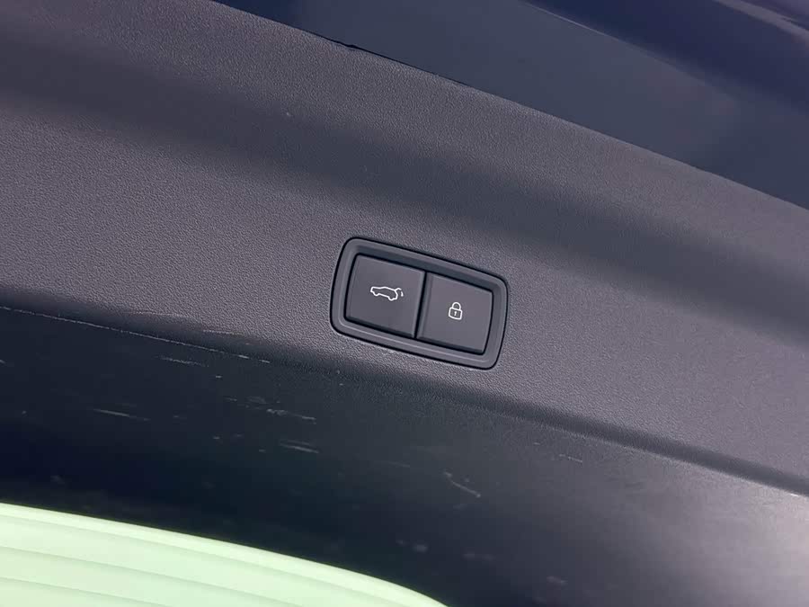 Li Auto L8 2023, фото 23