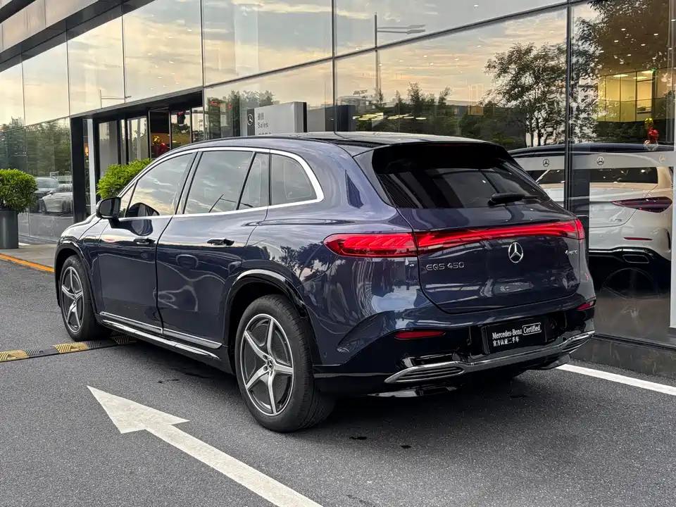 Mercedes-Benz EQS SUV