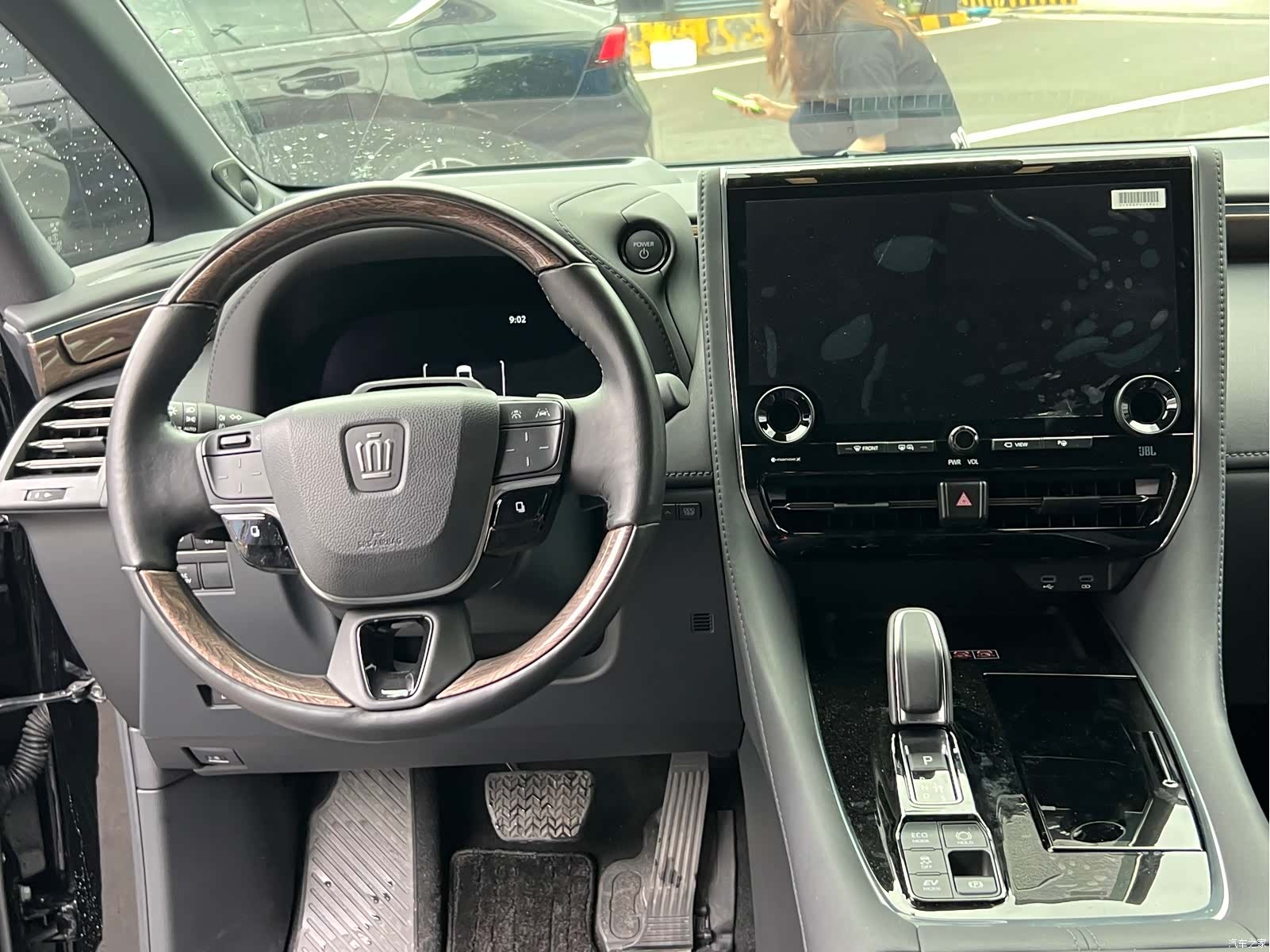 Toyota Vellfire, 2025 все фото