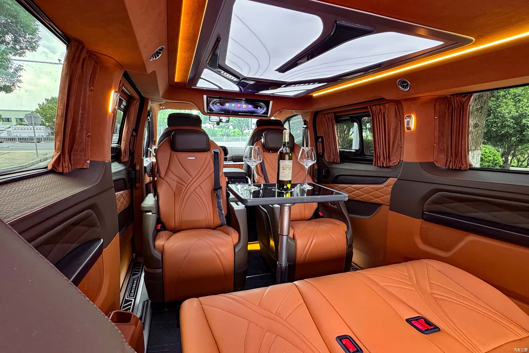 TuRuiOu Tourneo, 2025 33