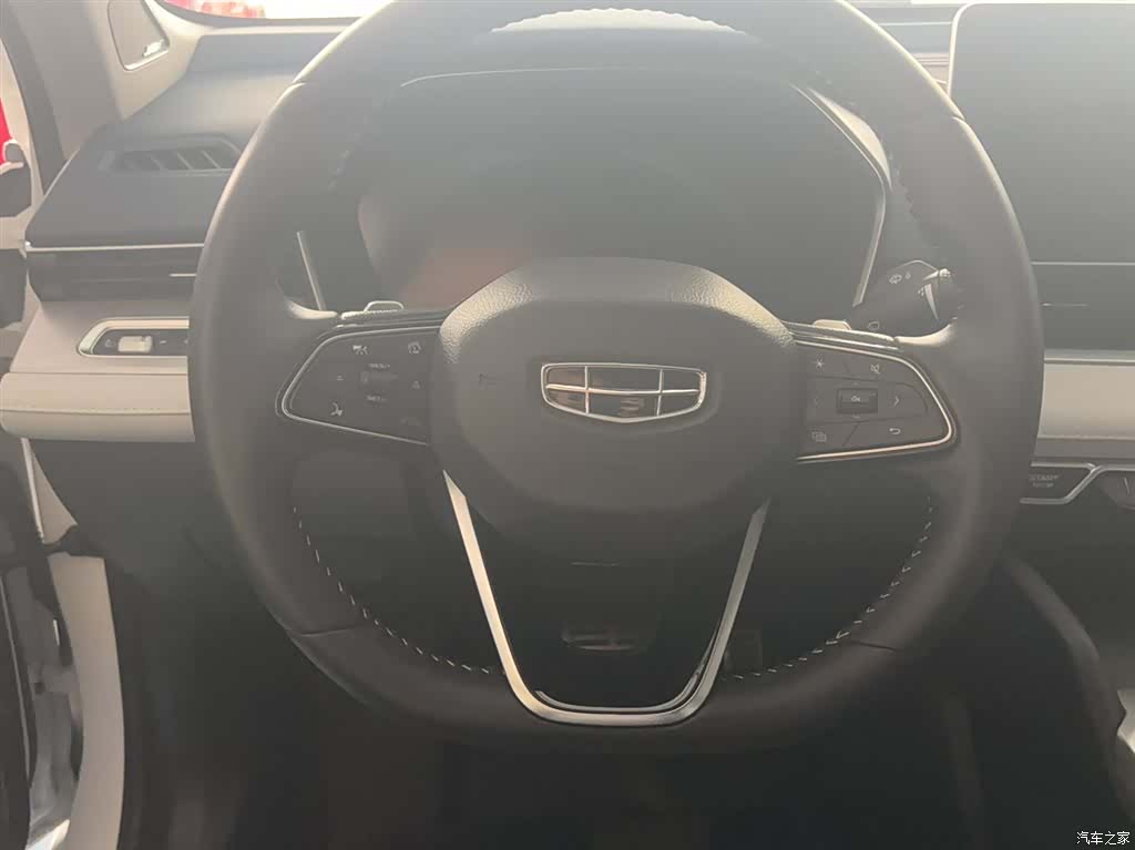 Geely Preface, 2022 4