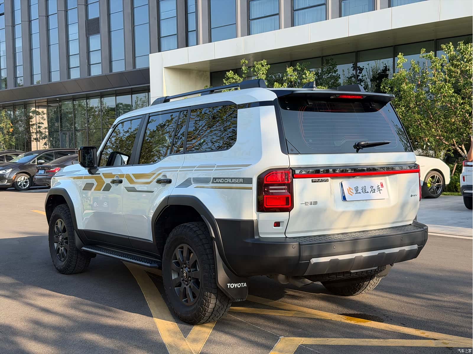Toyota Prado, 2026 7