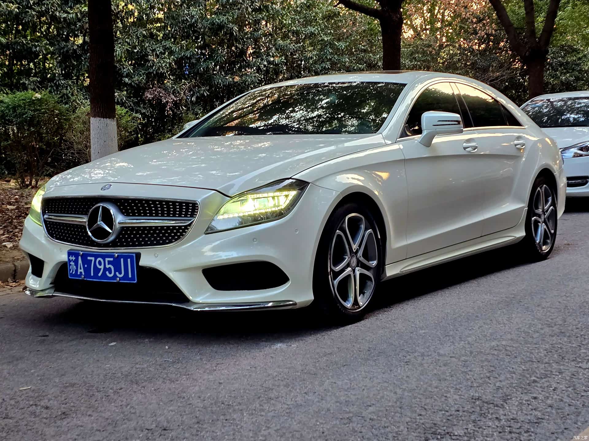 Mercedes-Benz CLS, 2015 1