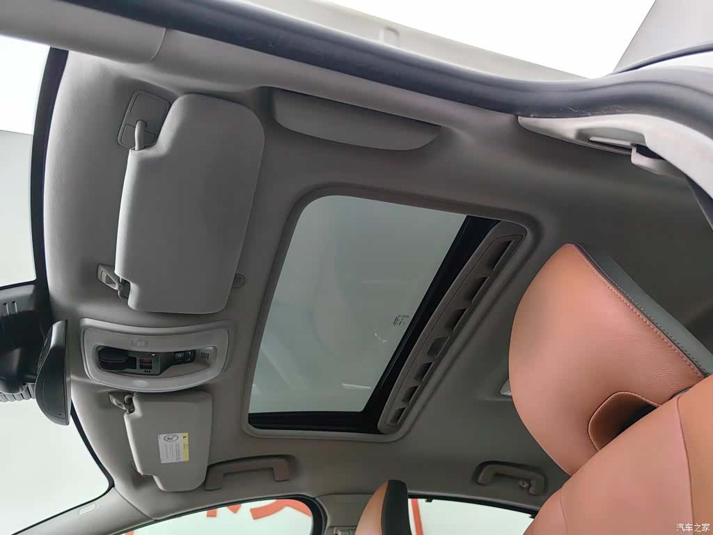 Volvo S60, 2019 14