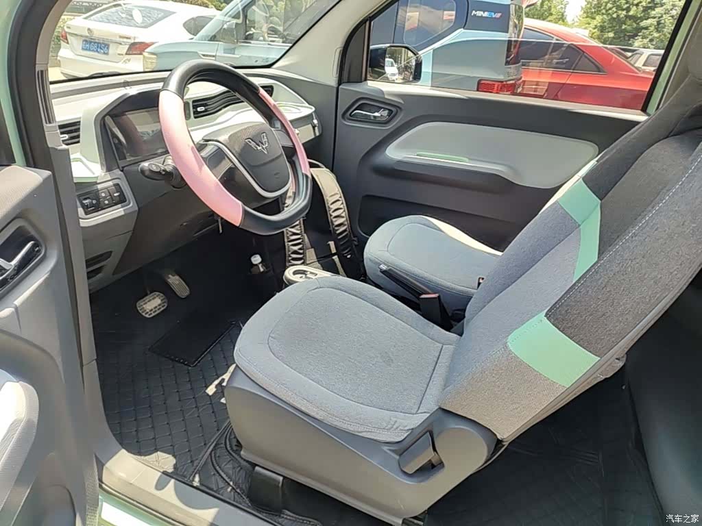 Wuling MINIEV, 2021 16
