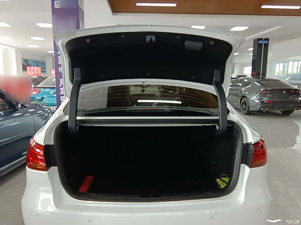 Changan CC, 2018 15