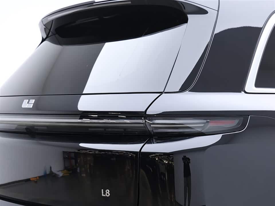 Li Auto Ideal L8