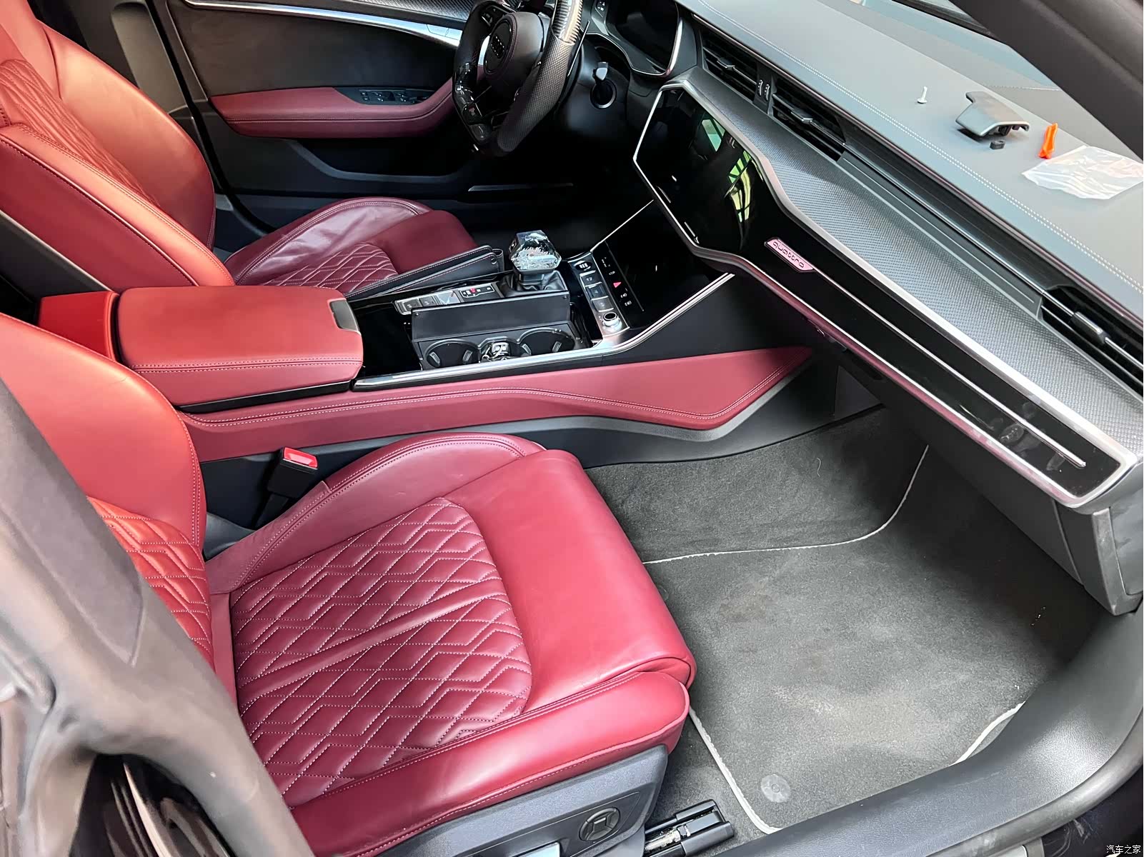 Audi A7L, 2024 16