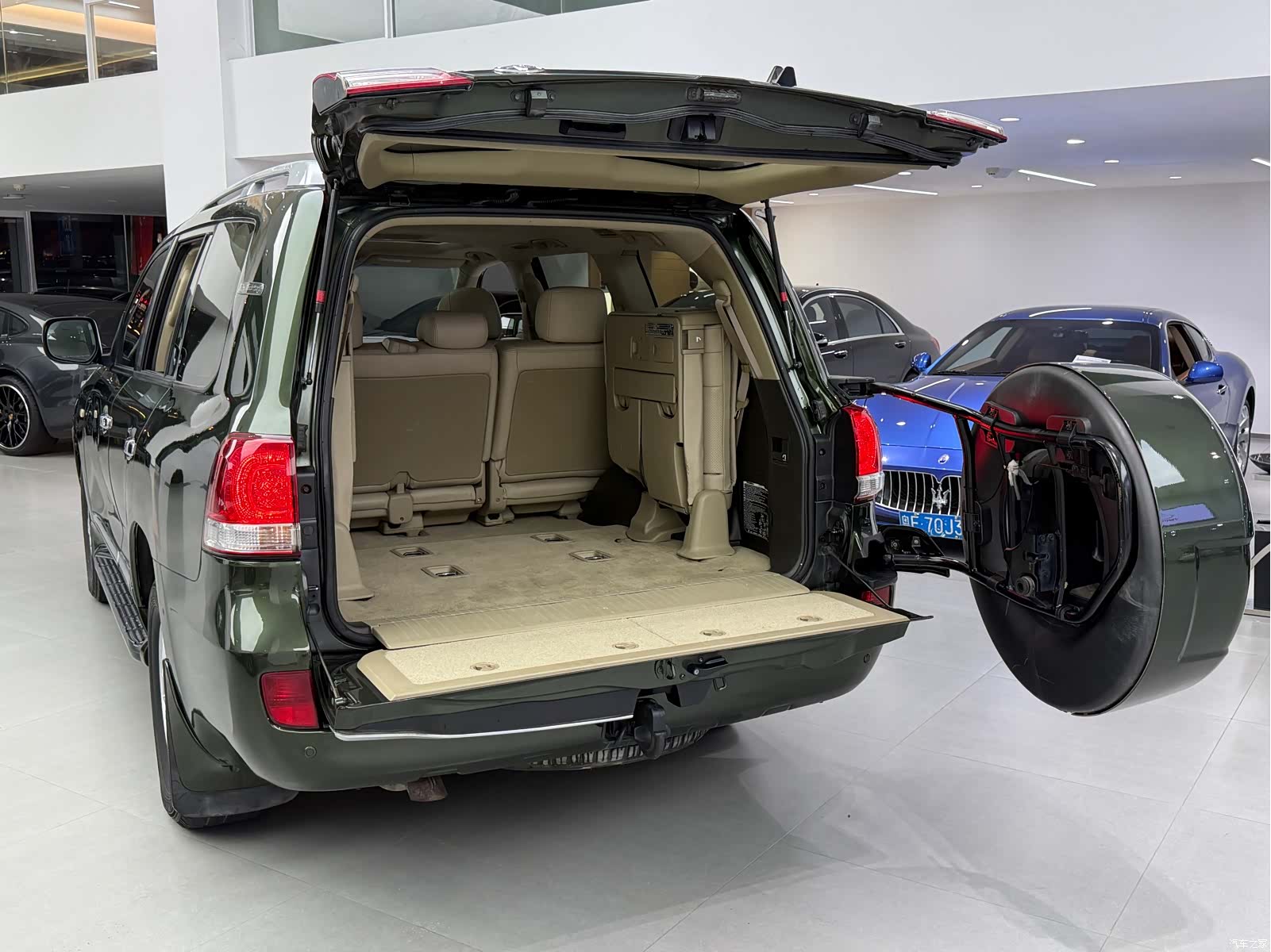 Toyota Land Cruiser, 2011 9