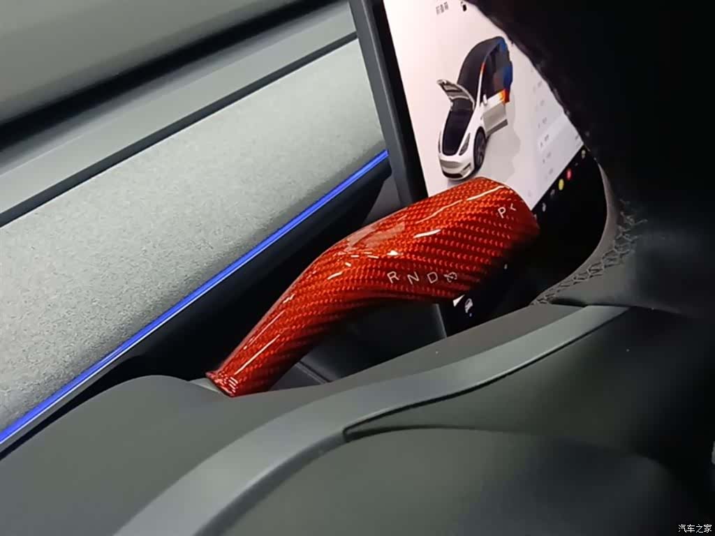 Tesla Model Y, 2023 14